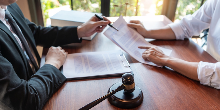 lawyer meeting with client